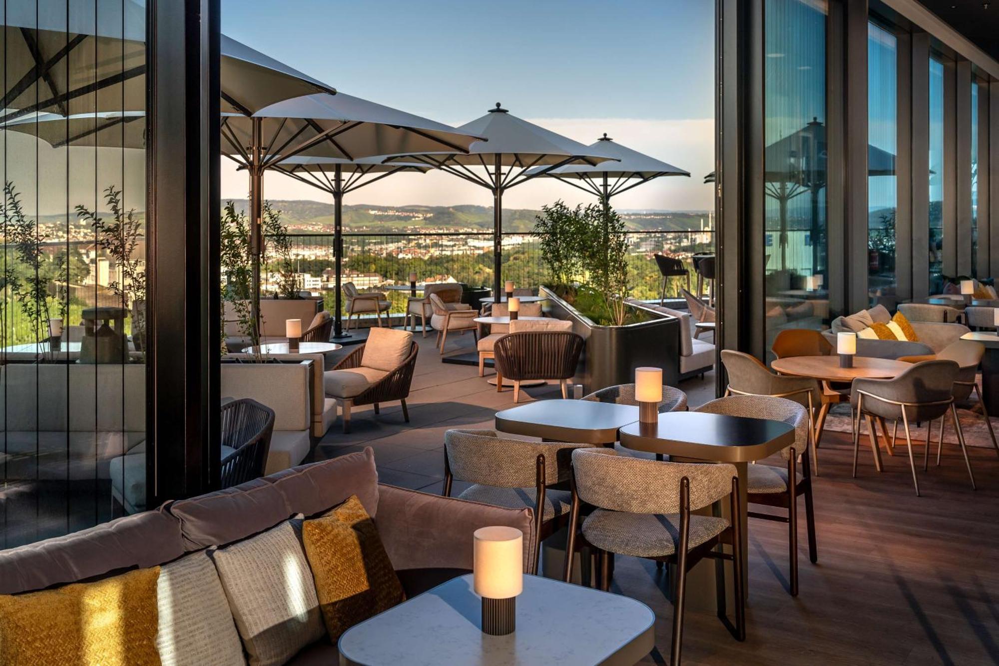 Radisson Blu Hotel At Porsche Design Tower Stuttgart Exterior photo